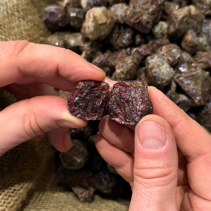 Garnet Balls Rough (HIGH END) By The Pound