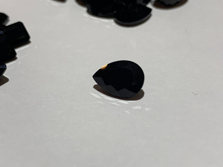 Faceted Black Onyx - Mixed Sizes (10 Carat Lot)