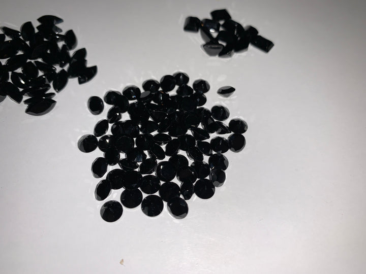Faceted Black Spinel - Mixed Sizes (10 Carat Lot)