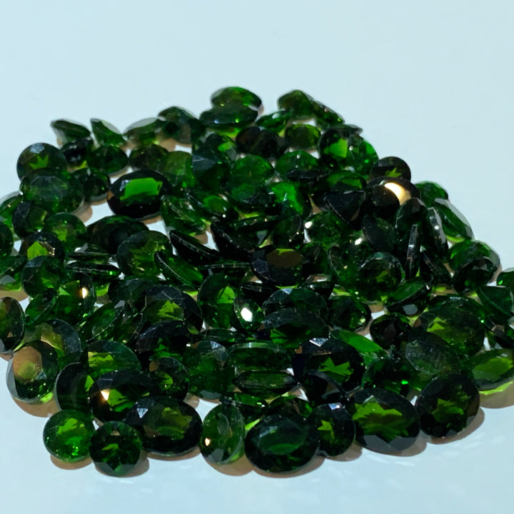 Faceted Green Tourmaline - Mixed Sizes (10 Carat Lot)