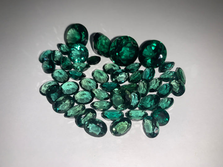 Faceted Green Quartz - Mixed Sizes (10 Carat Lot)